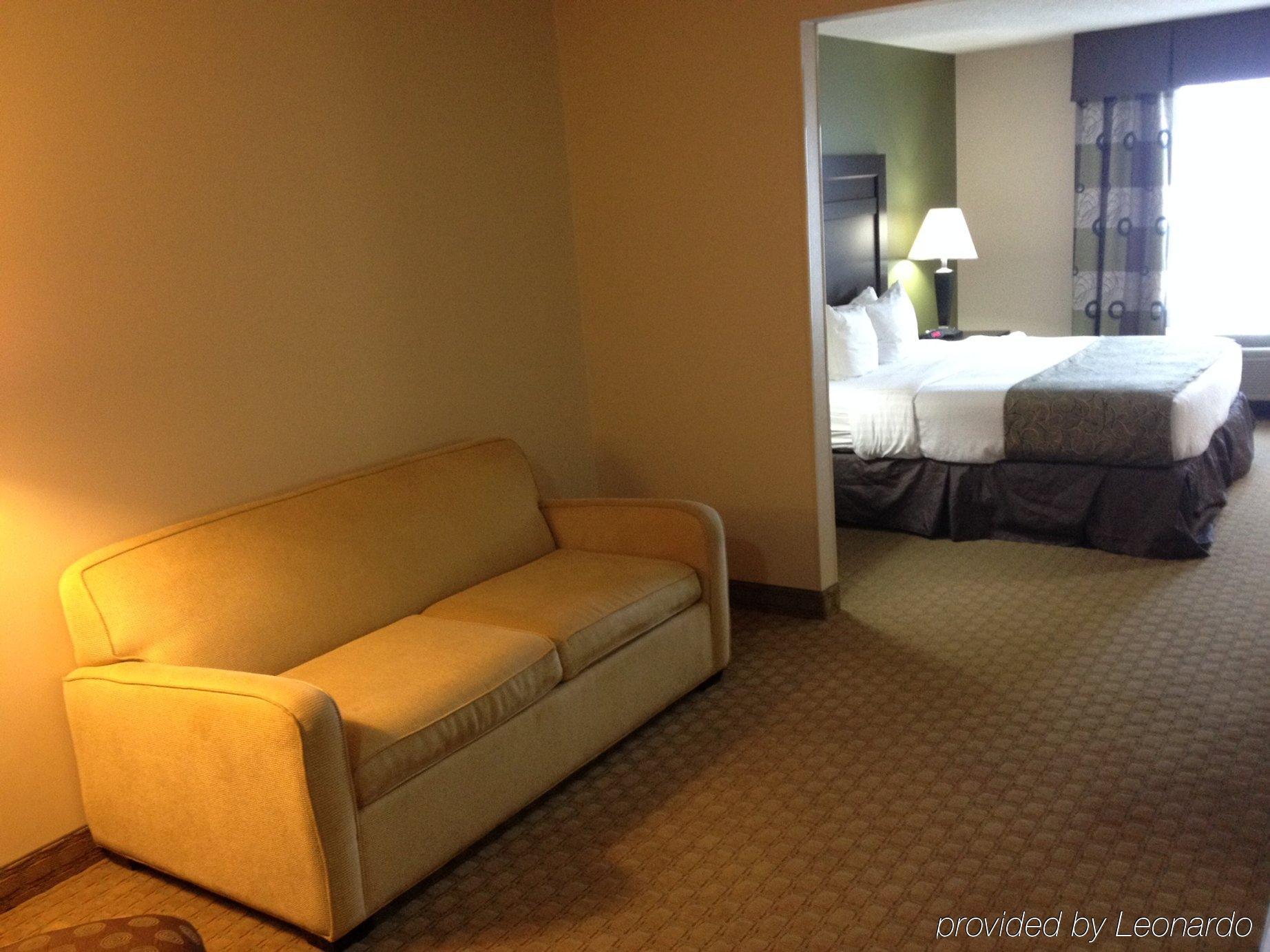 Hotel Toledo - I-80/90 By Ihg