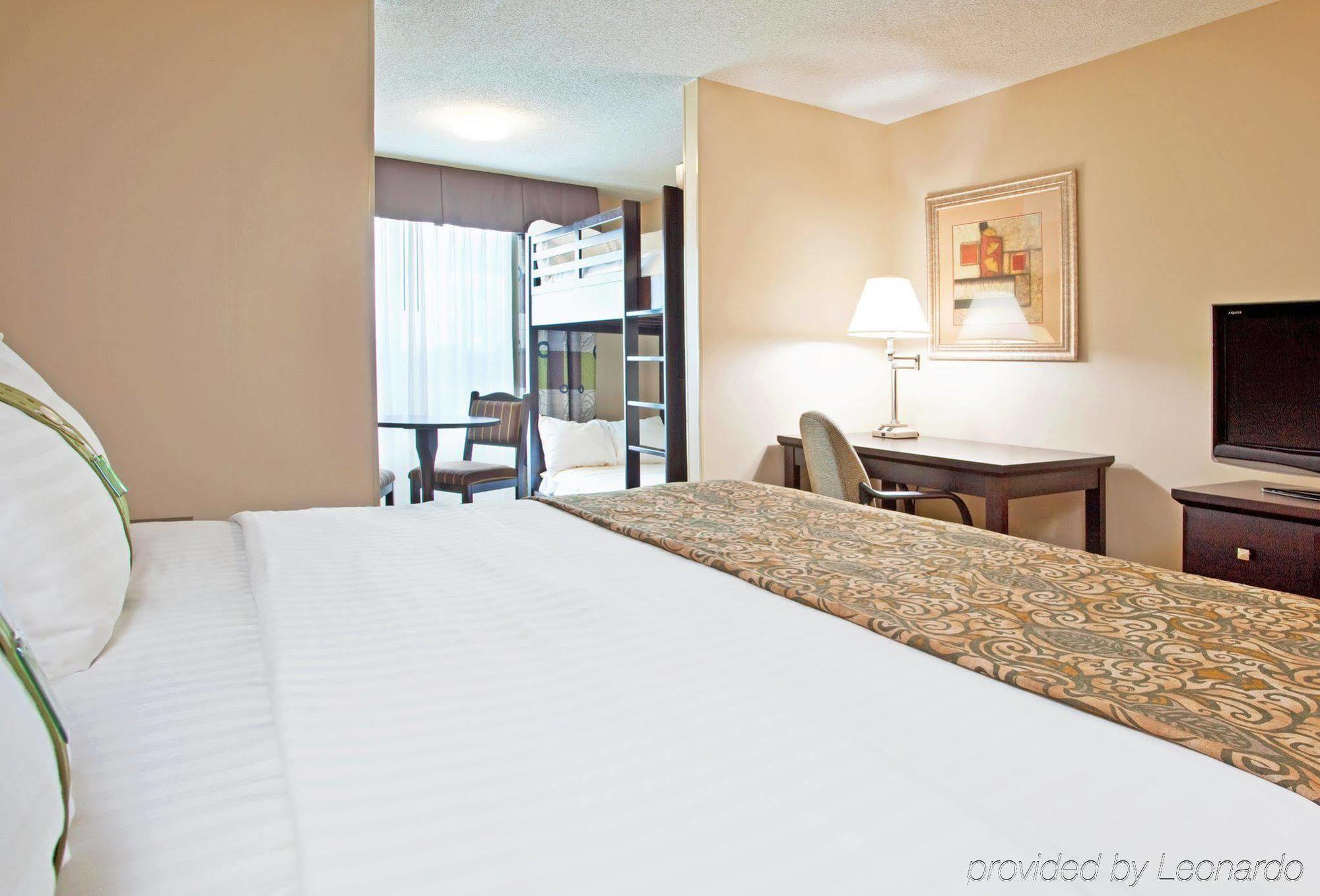 Toledo - I-80/90 By Ihg Hotel 3*